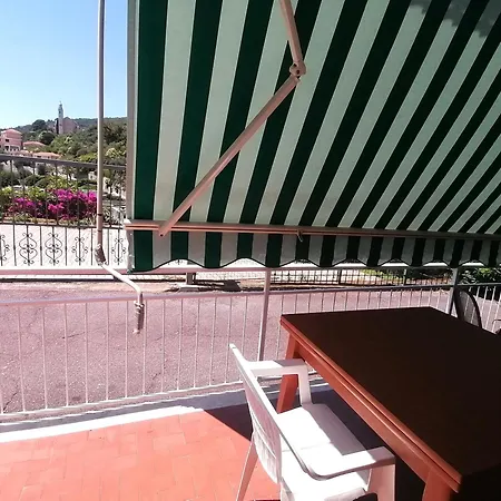 Rum i privatbostad Con Terrazza Vista Panoramica *